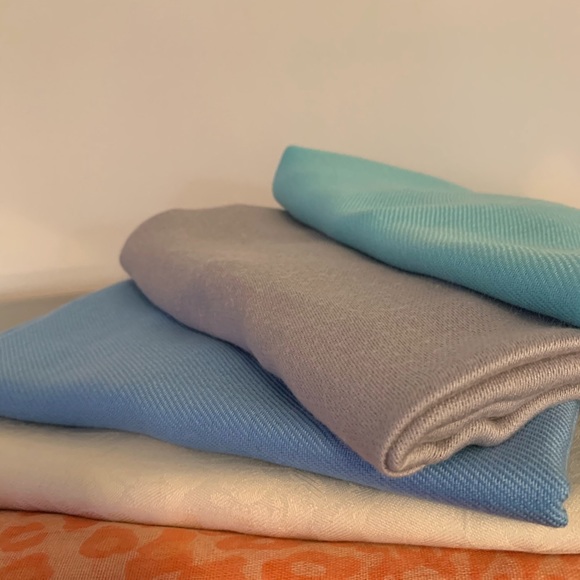 5 Scarf bundle! - Picture 4 of 9